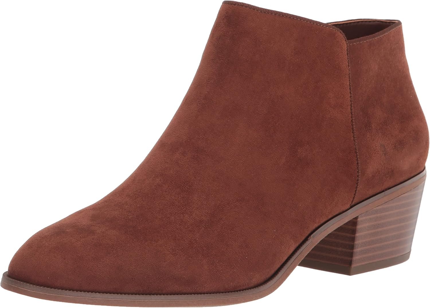 Amazon Essentials Women’s Low Heel Ankle Boots with Side Zipper, Stacked Block Heel
